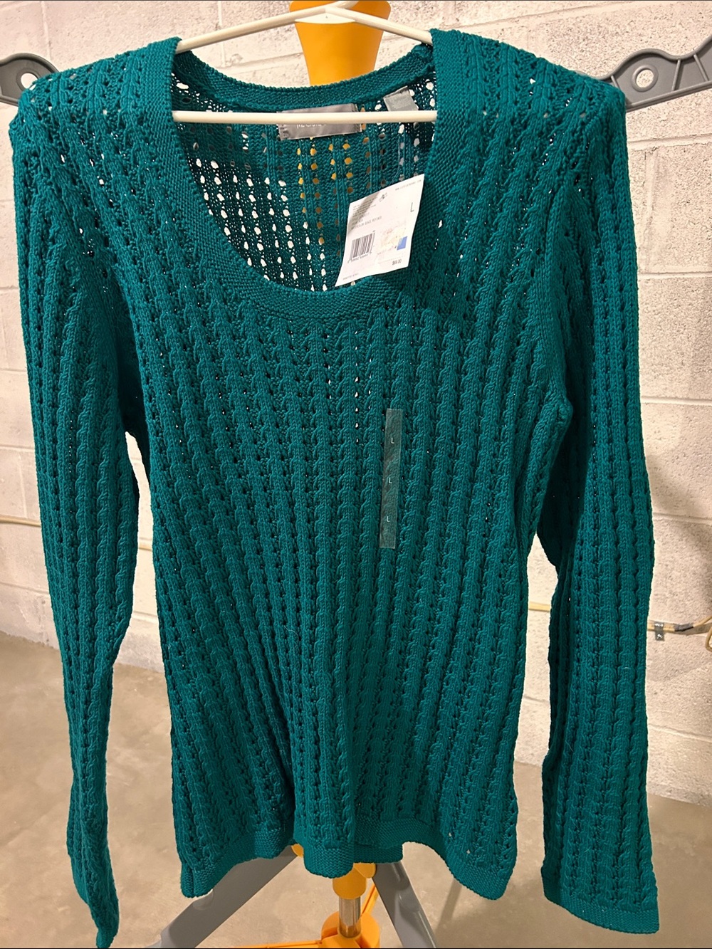 NWT Liz Claiborne Sweater